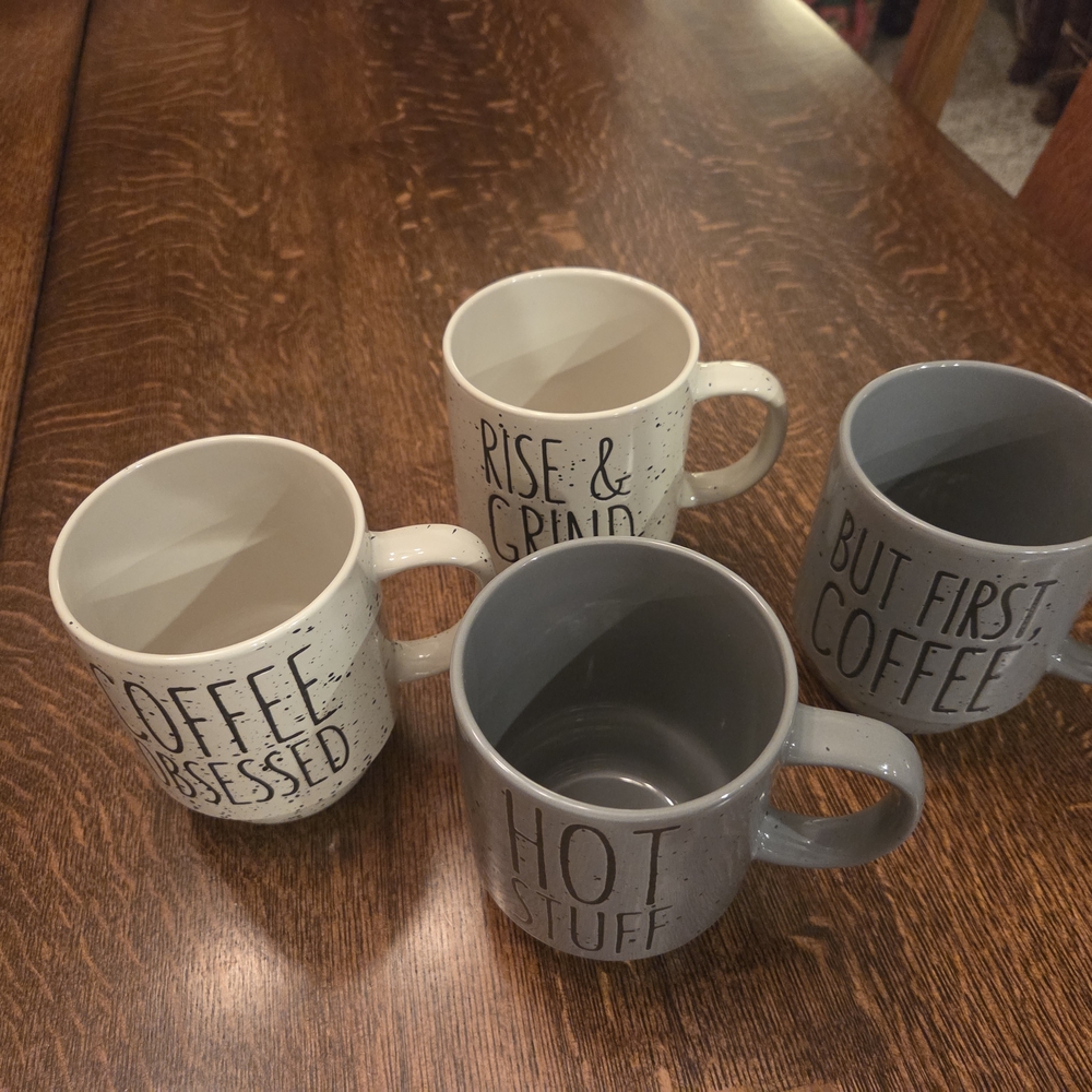 Rare Coffee Lovers' Gray and Cream Speckled Stackable Coffee Mug/Cup Set (4) - Picture 5 of 16